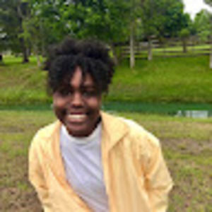 Meet your Posher, Tia